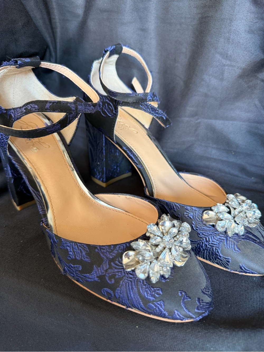 Badgley Mischka Size 8.5 Embellished Navy Block Heel Ankle-Strap Pumps